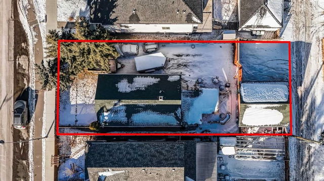 4816 Bowness Road