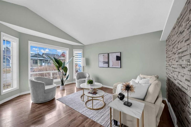 262 Martinwood Place NE, Calgary, Alberta