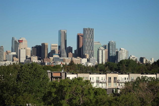 505 - 35 Inglewood Park