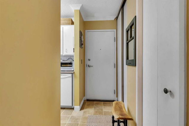 1102 - 4001A 49 Street