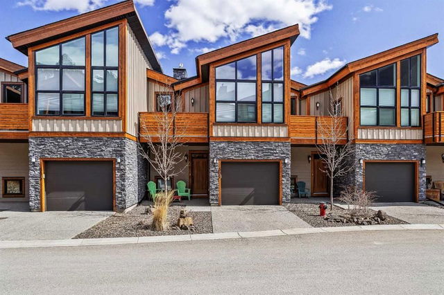 303 Riva Place