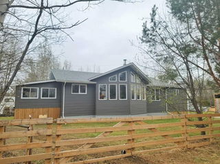 1651 Lakeview