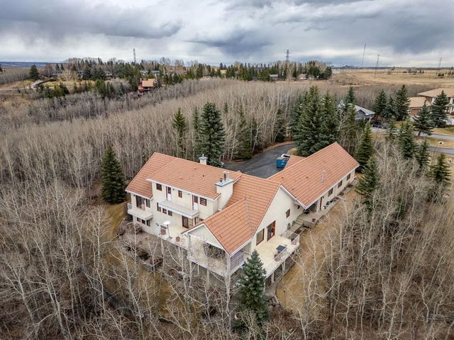 31 Artist View Pointe