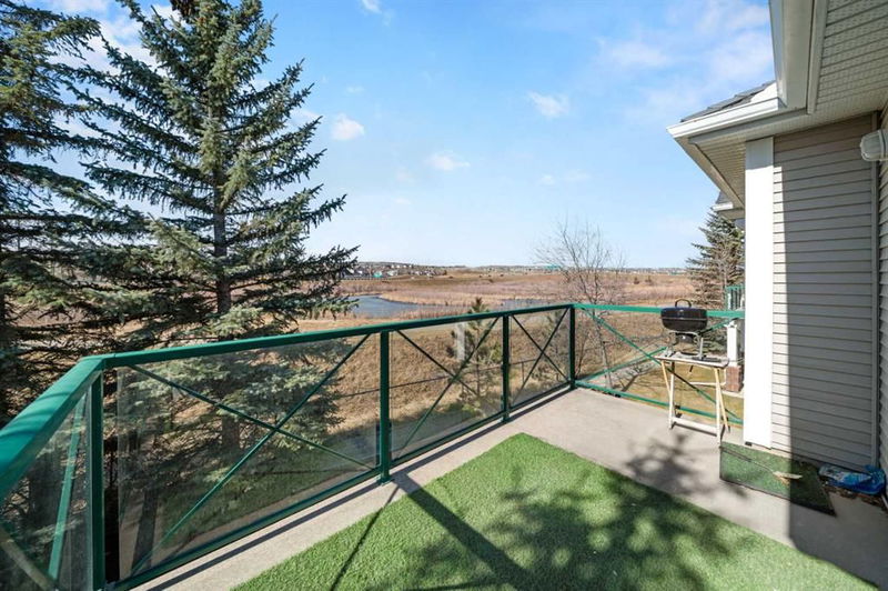 39 Hidden Creek Place NW #303, Calgary, Alberta