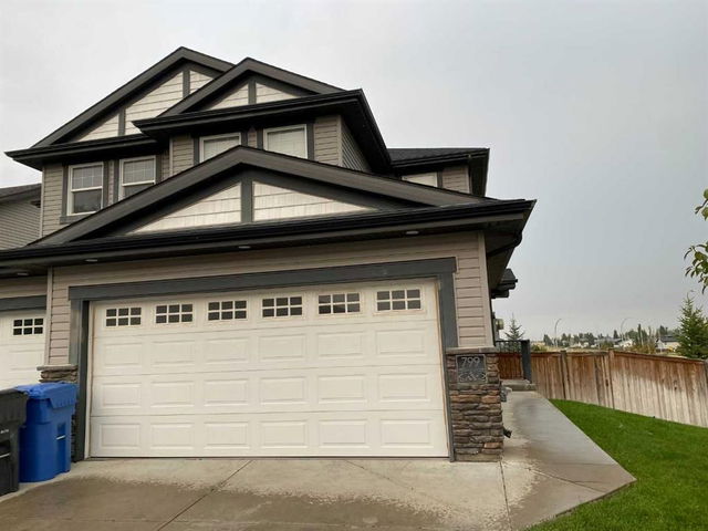 799 Silkstone Close