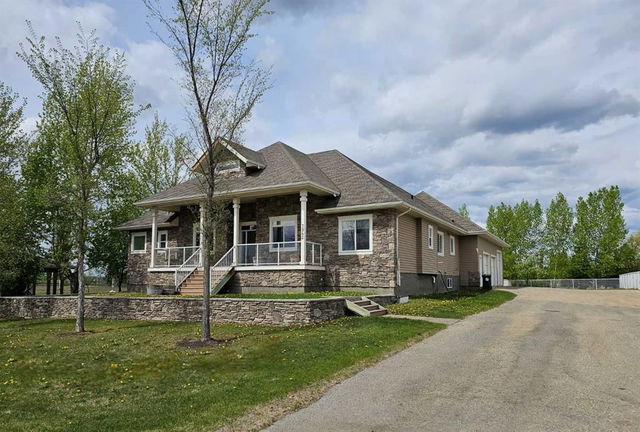7942 Carriage Lane Drive