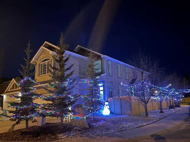 5 Cougartown Circle SW, Calgary, Alberta
