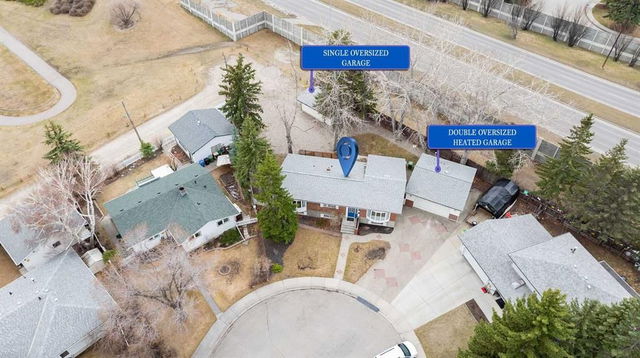 1427 Southdale Place