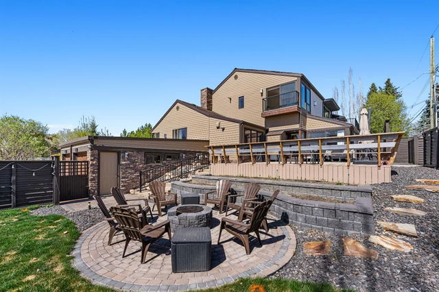 757 Alexander Crescent
