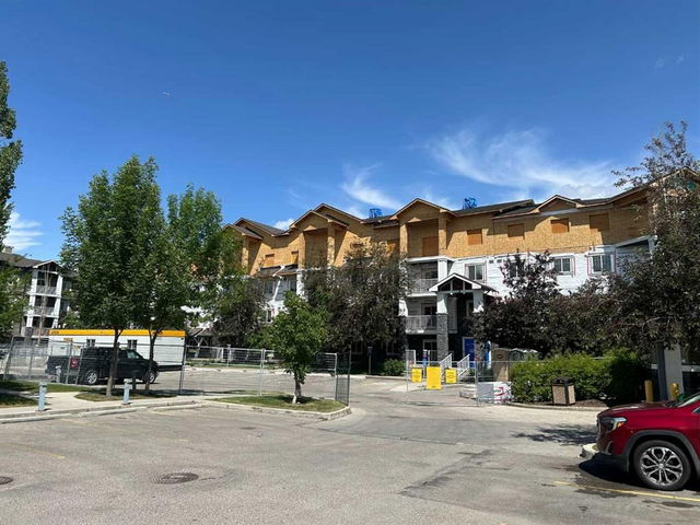 1112 - 115 Prestwick Villas