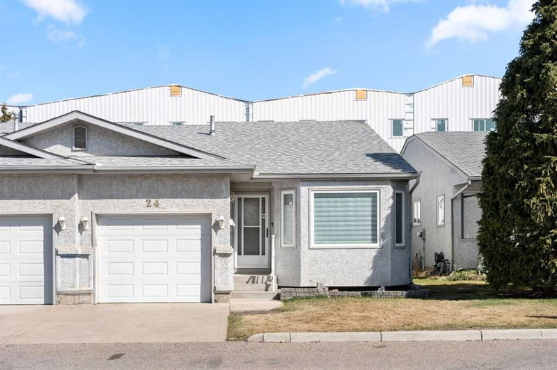 24 Rundlelawn Green NE, Calgary, Alberta
