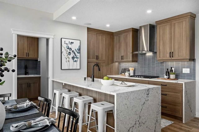 21 Amblefield View