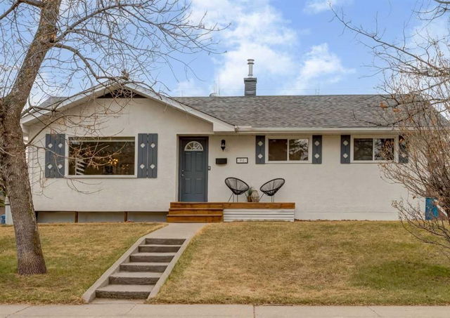 96 West Glen Crescent
