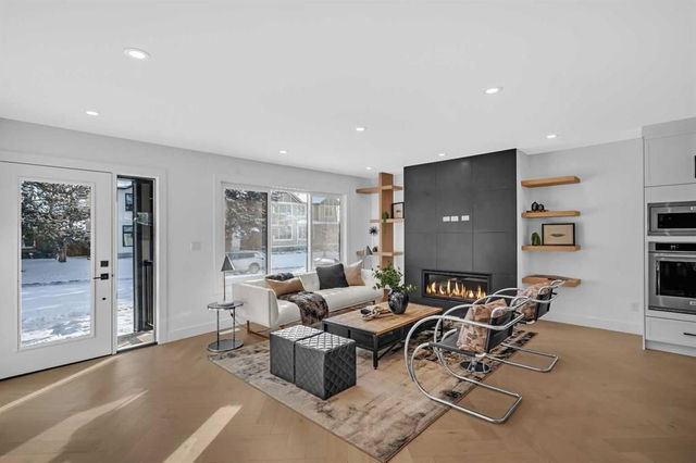 3623 Logan Crescent