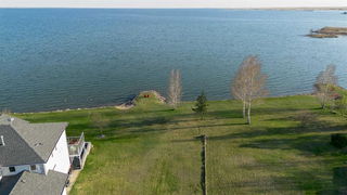 20 White Pelican Way