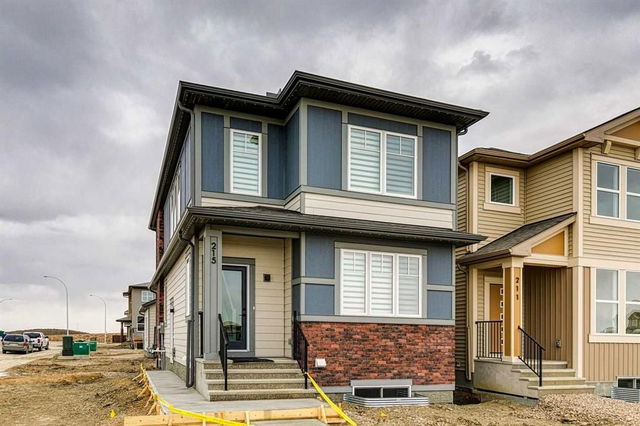 215 Belvedere Crescent