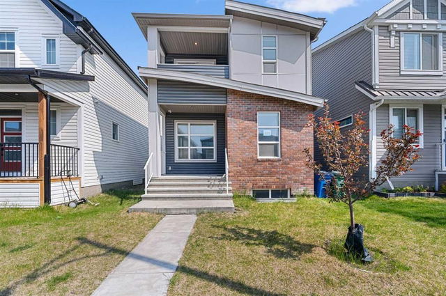 520 Chinook Winds Gardens SW