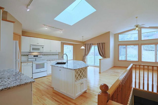 23 Hampstead Point