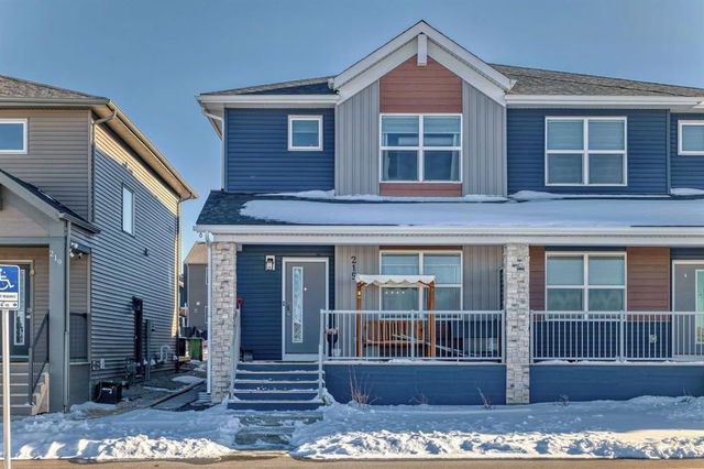 215 Corner Meadows Avenue