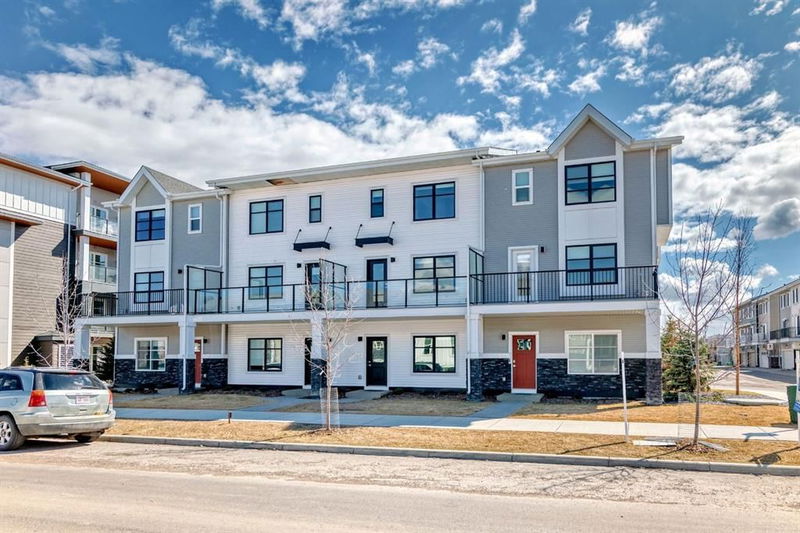 689 Savanna Boulevard NE, Calgary, Alberta