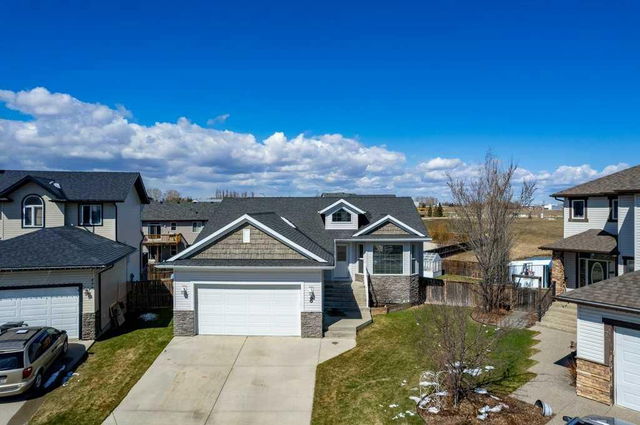 8 Bondar Gate