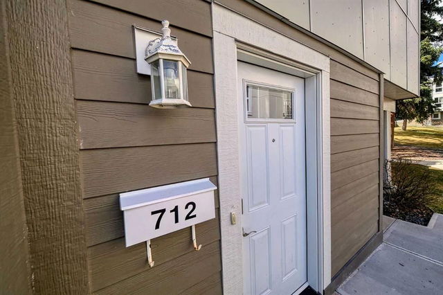 712 - 13104 Elbow Drive