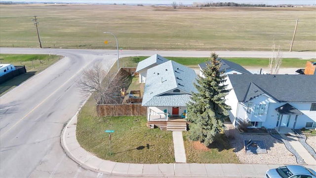 393 Strathford Crescent
