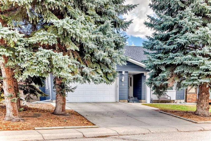 35 Sunmount Close, Calgary, Alberta