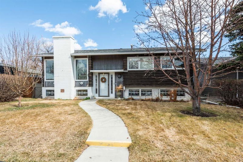 6604 34 Street SW, Calgary, Alberta