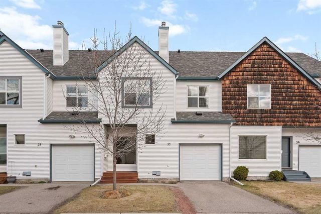 32 Bridlewood View