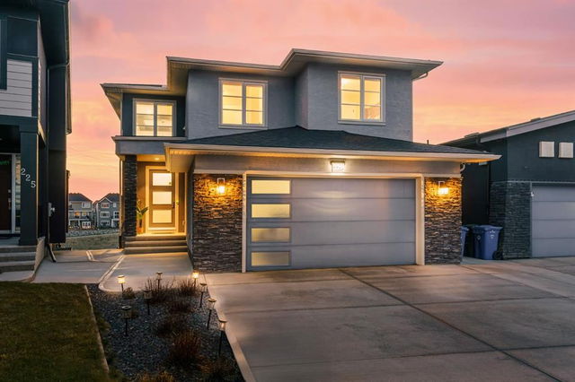 229 Carringvue Manor