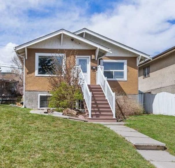 3719 Centre A Street