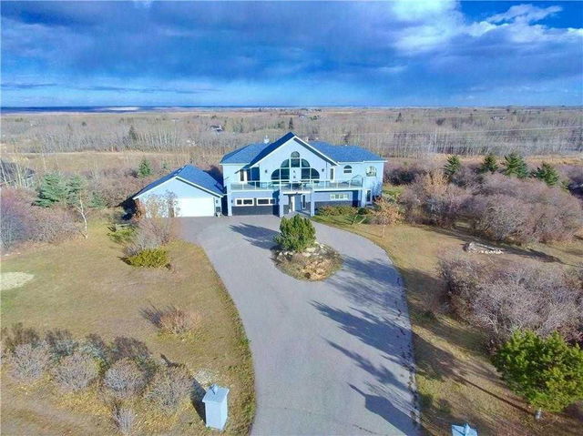 45 Lone Pine Crescent