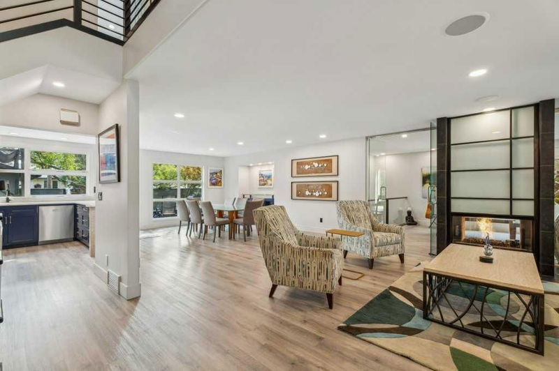 8240 10 Street SW, Calgary, Alberta