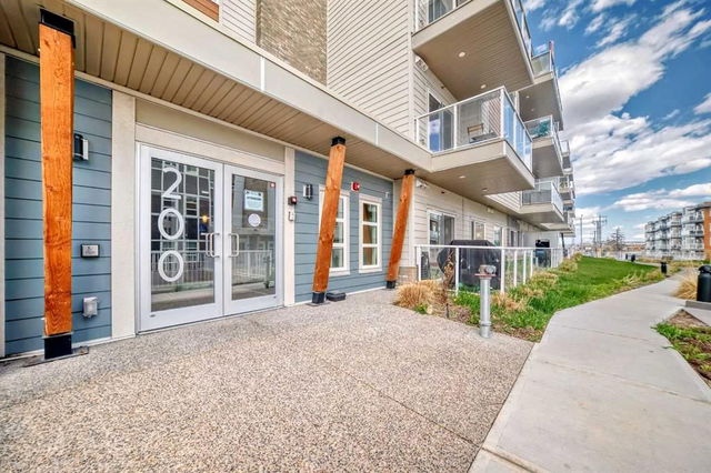 308 - 200 Harvest Hills Place