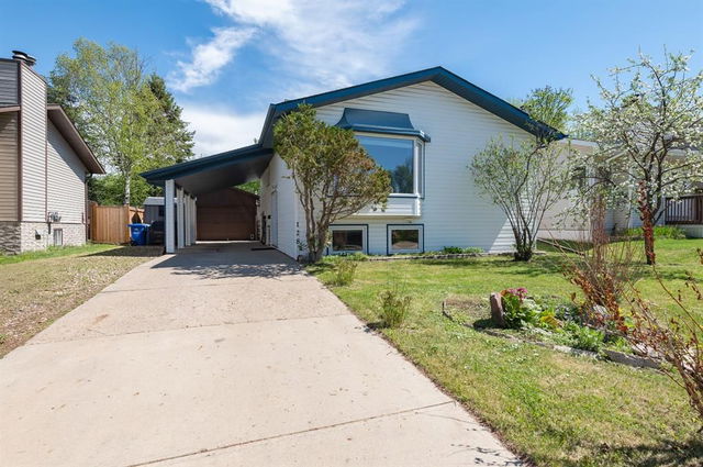 128 Ermine Crescent