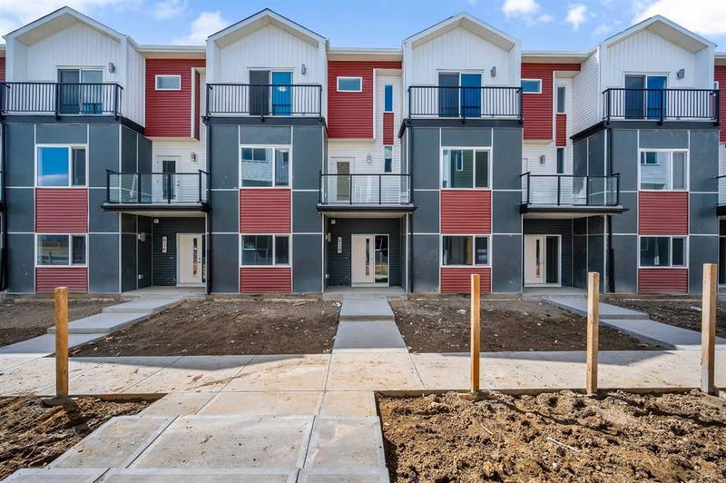 824 Red Sky Villas NE, Calgary, Alberta