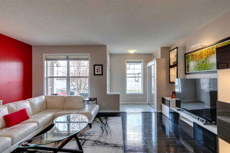 15 New Brighton Common SE, Calgary, Alberta