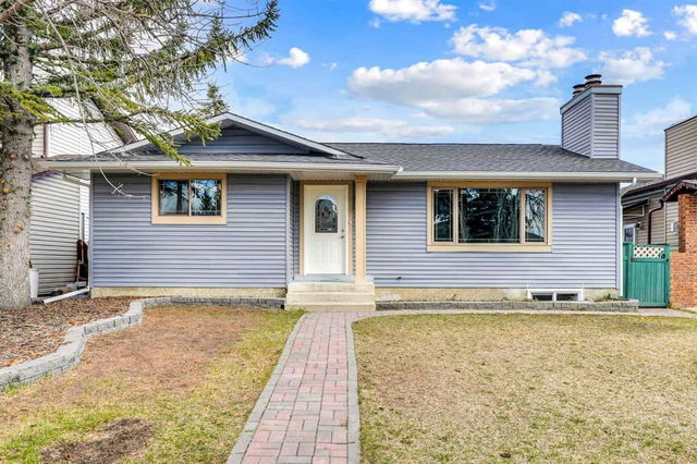 479 Berkley Crescent