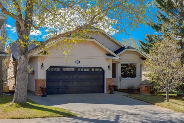 107 Arbour Lake Way