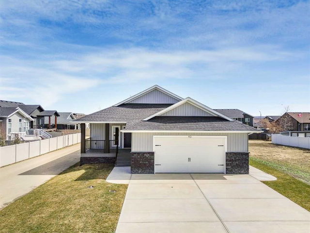 40 Erica Drive
