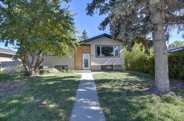 205 Allan Crescent