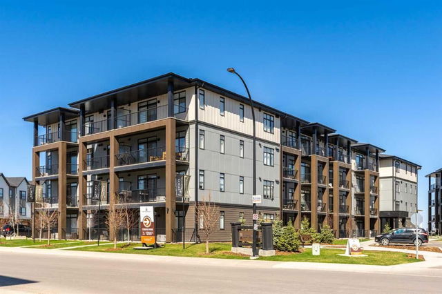 1201 - 200 Seton Circle