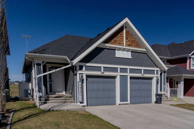 166 River Heights Crescent