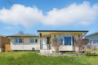 828 Hunterston Crescent