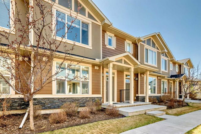 305 Panatella Walk