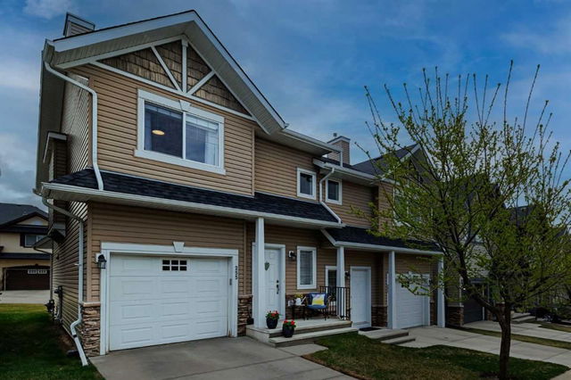 255 Rockyspring Grove
