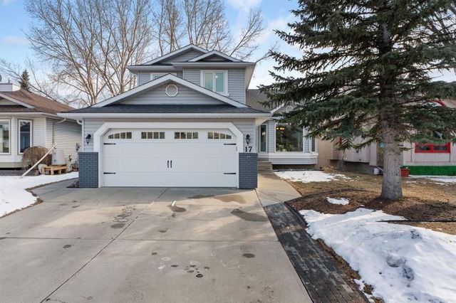 17 Sunset Crescent