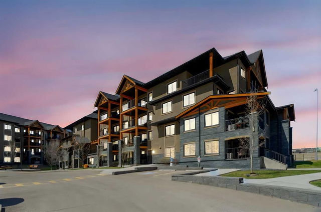 2404 - 450 Kincora Glen Road