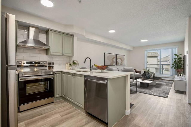 204 - 92 Saddletree Court
